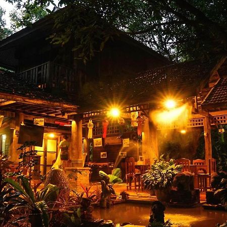 Tongluang Inthanon Homestay โต้งหลวงอินทนนท์โฮมสเตย์ Chom Thong Exterior foto