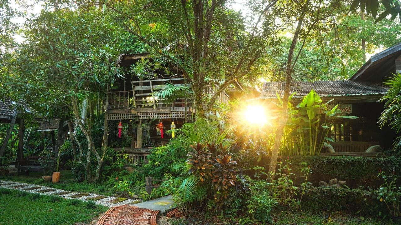 Tongluang Inthanon Homestay โต้งหลวงอินทนนท์โฮมสเตย์ Chom Thong Exterior foto